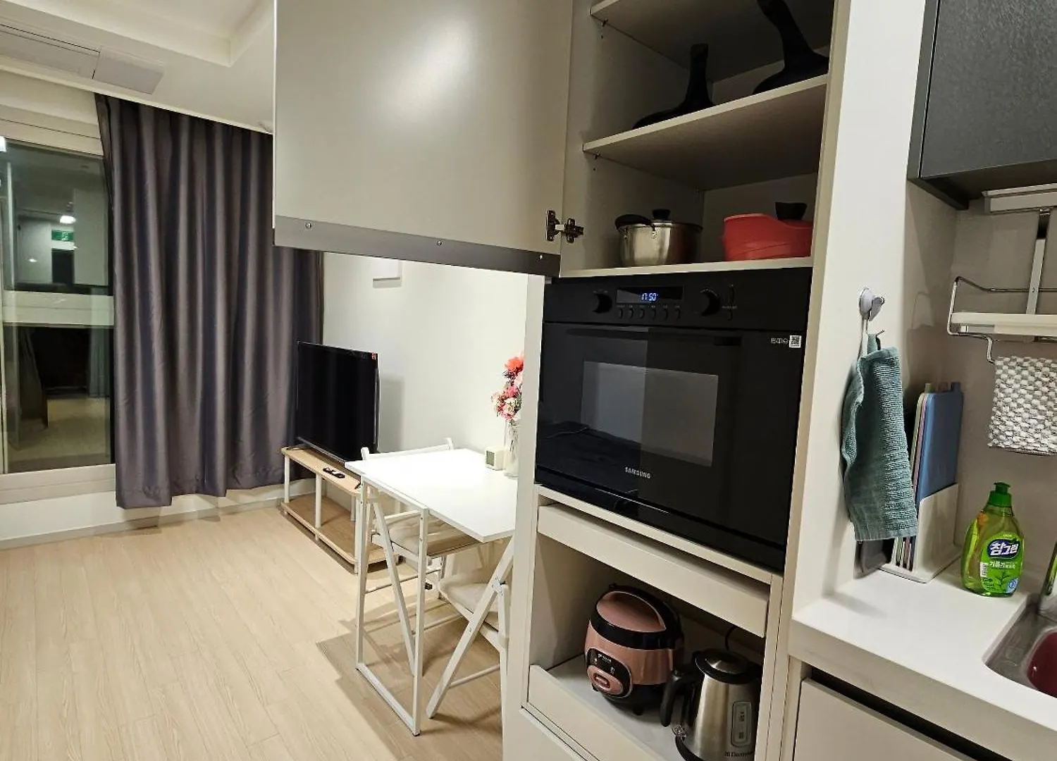 World-Cup Stadium, New House, Full Optioned Goyang