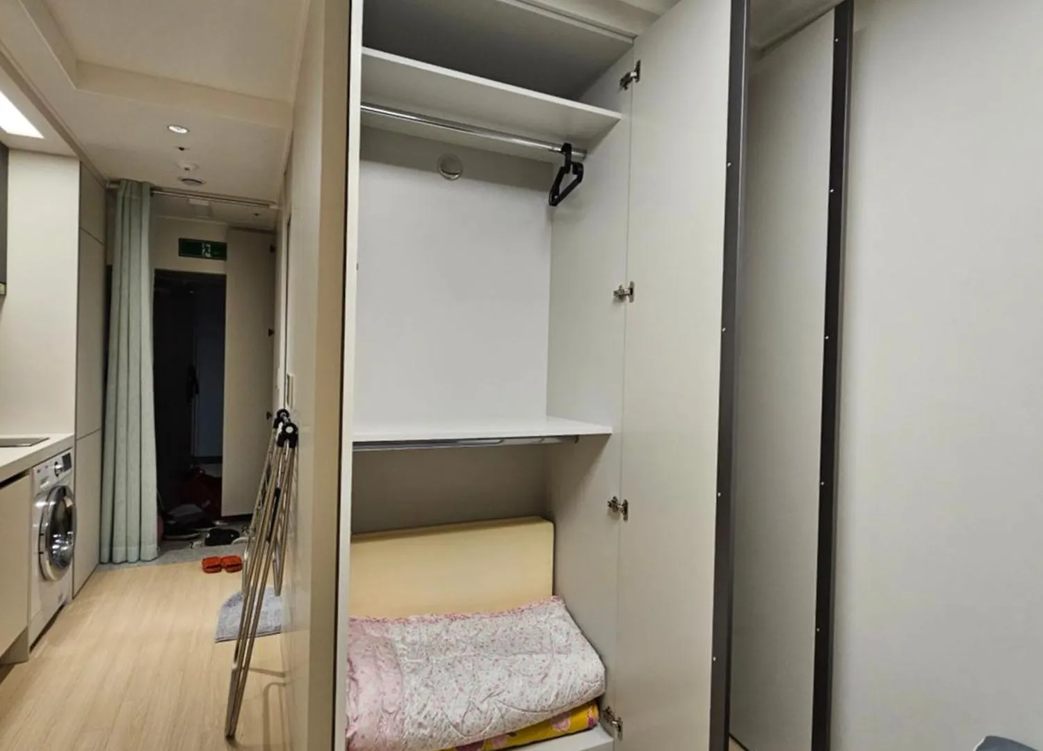 Apartment World-Cup Stadium, New House, Full Optioned Goyang South Korea